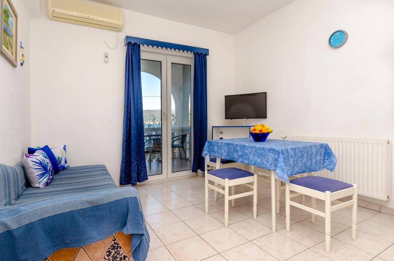 טרוגיר Apartments Tomislav מראה חיצוני תמונה