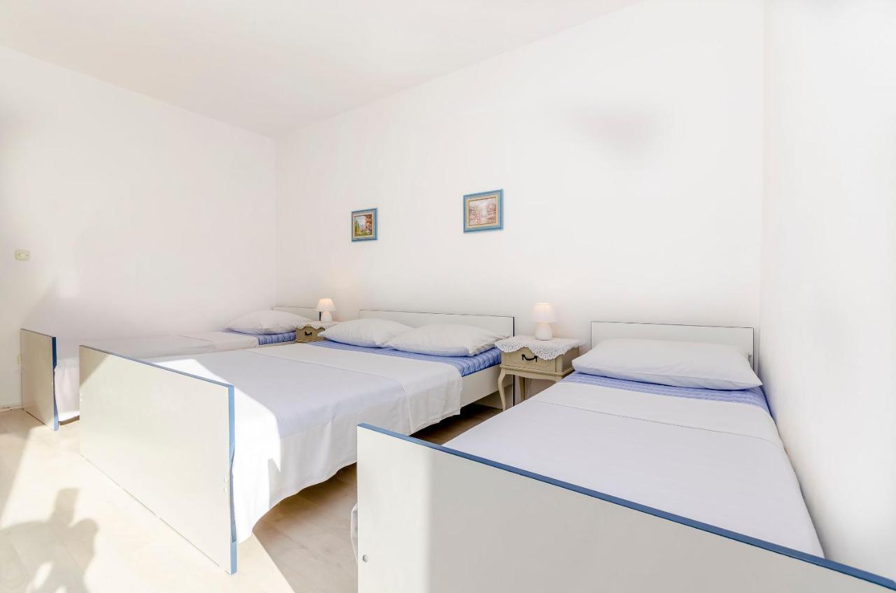 טרוגיר Apartments Tomislav מראה חיצוני תמונה
